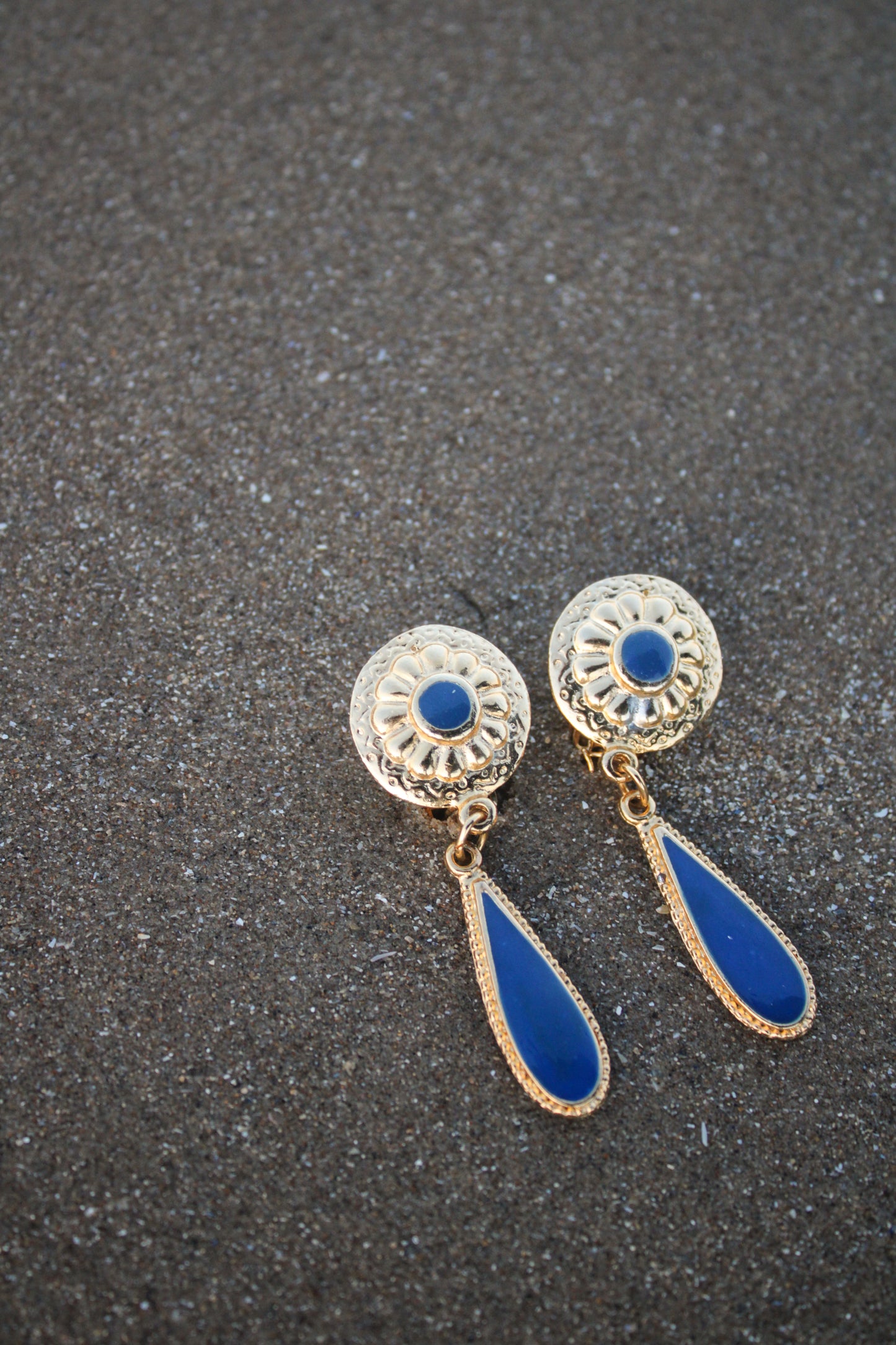 Romano Dangle Clip on Earrings