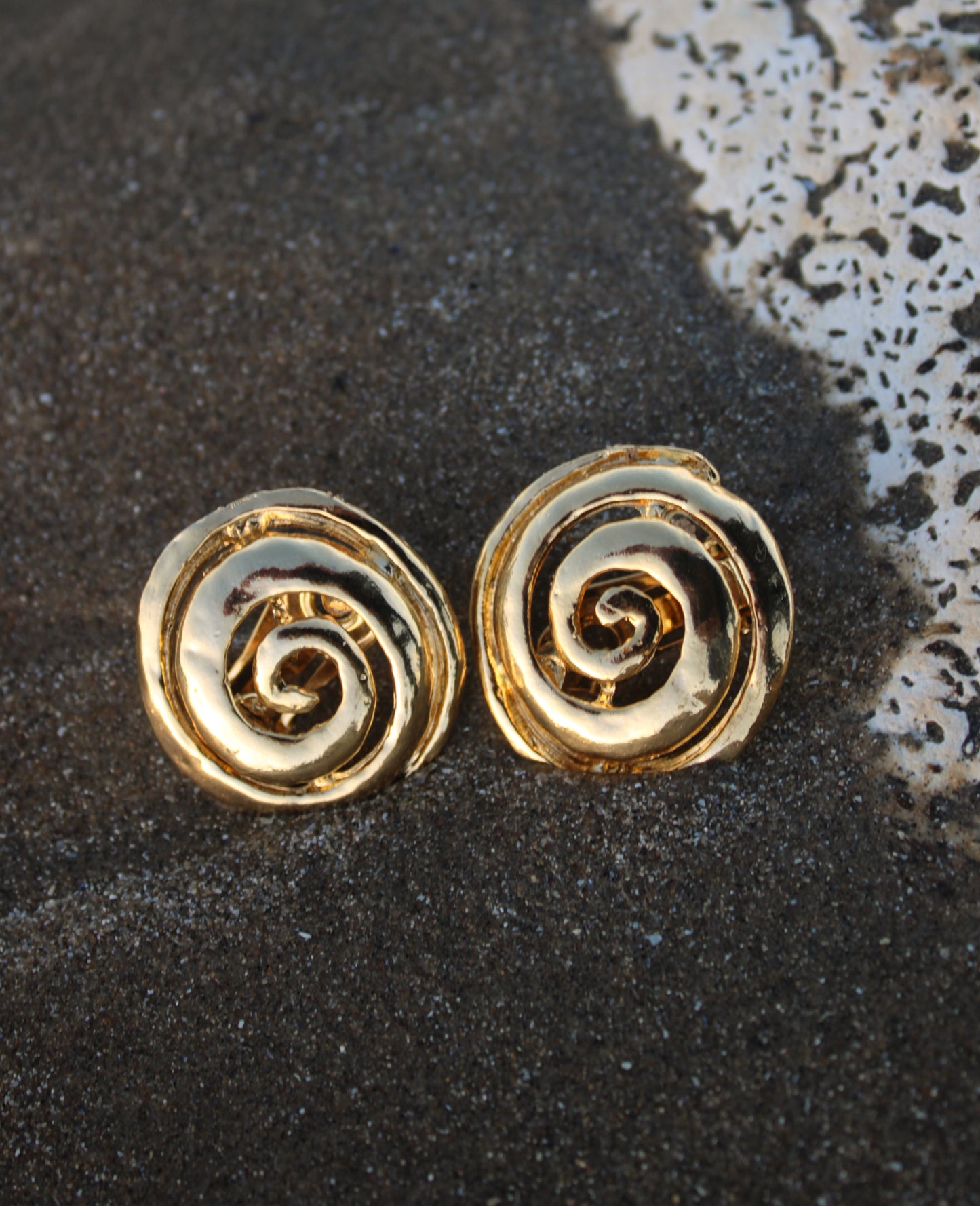 Swirl Clip-on Earring